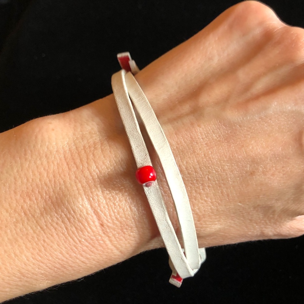 Elegant White Bracelet with Red Bead and Inspirational “Red” Quotes